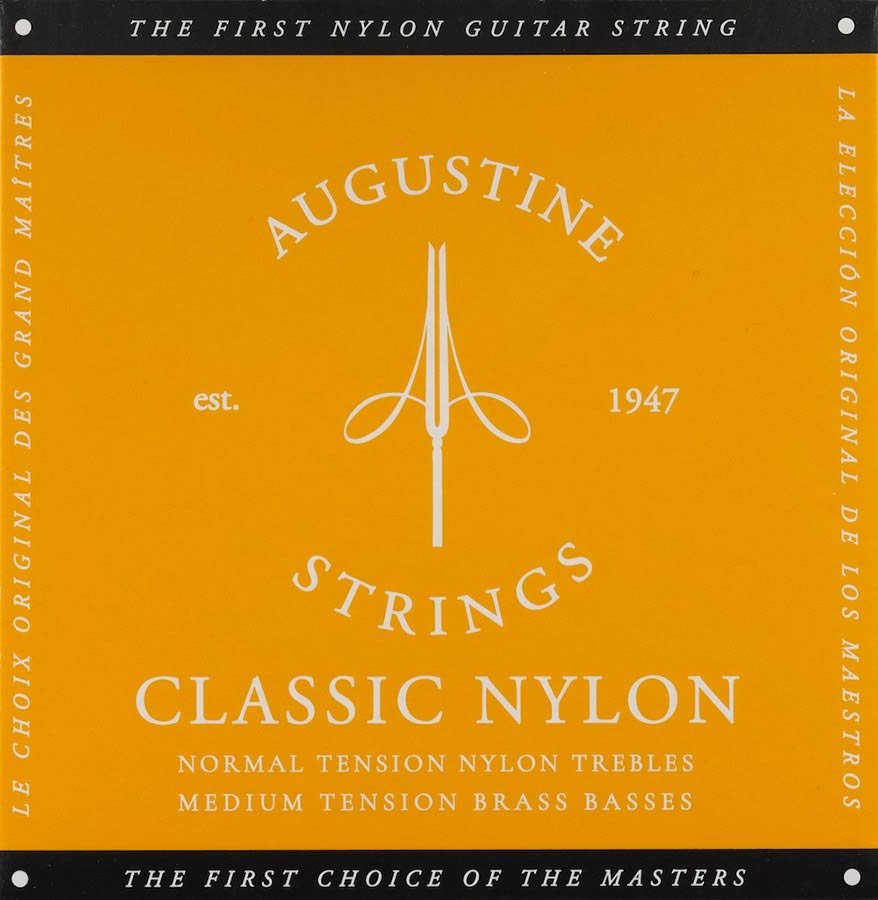 Gold string set classic, regular tension trebles & light tension basses (brass plated)