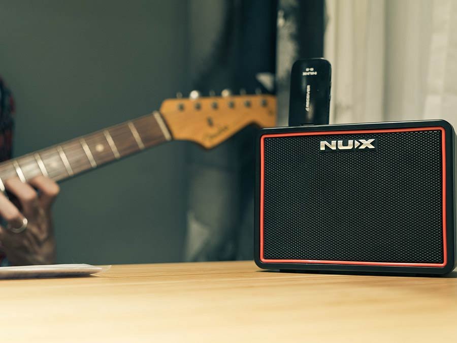 desktop guitar amplifier with bluetooth, reverb + delay, drum patterns, 3W - Afbeelding 8