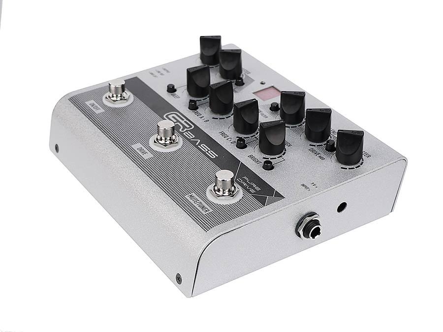 preamp pedal, with overdrive, 4 band EQ, tuner, DI, efx loop, line out - Afbeelding 5