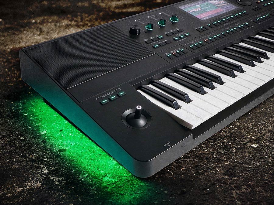 digital workstation, 61 touch sensitive keys, 7" touch screen, 2 x 25 W + 2 x 15 W - Afbeelding 9