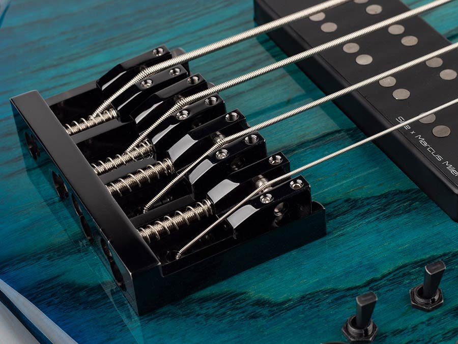 swamp ash 4-string active bass guitar transparent blue - Afbeelding 5