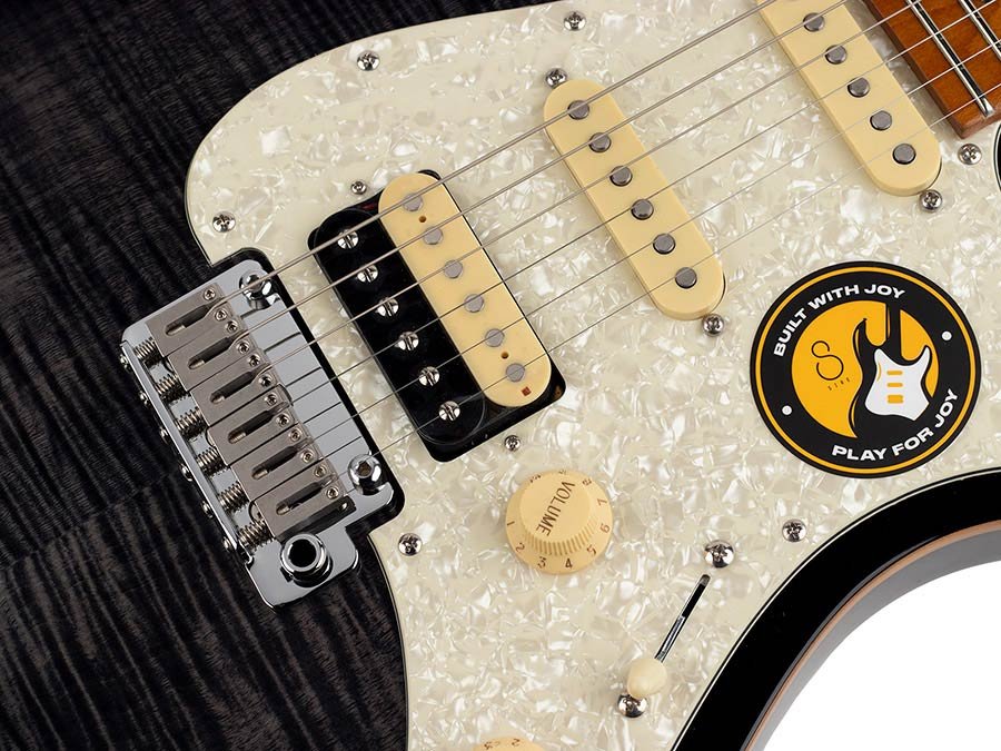 electric guitar S-style with flamed maple top transparent black - Afbeelding 6