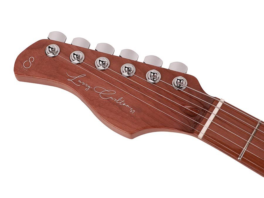 electric guitar S-style lefty with flamed maple top transparent blue - Afbeelding 3