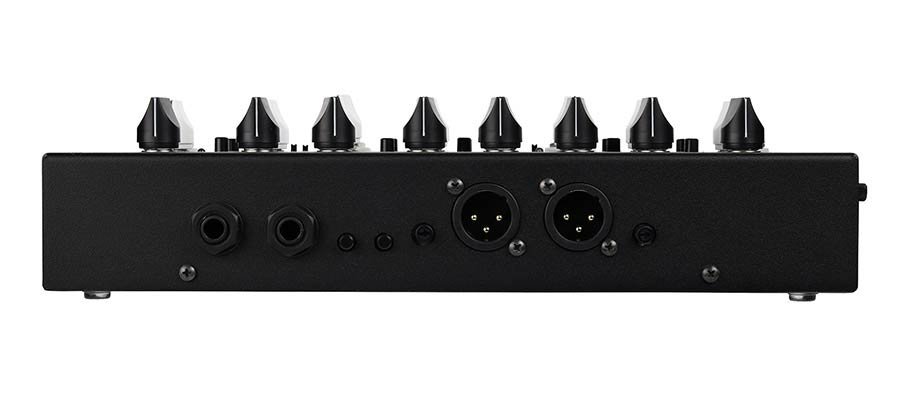 dual channel preamp pedal, 4-band EQ, drive, comp, tuner, DI, headphones, parallel outs, no PSU inc - Afbeelding 3