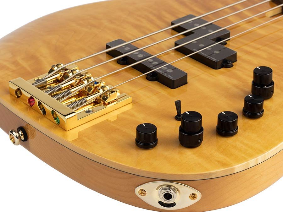 swamp ash + flamed maple 4-string active bass guitar natural, with hard case - Afbeelding 4