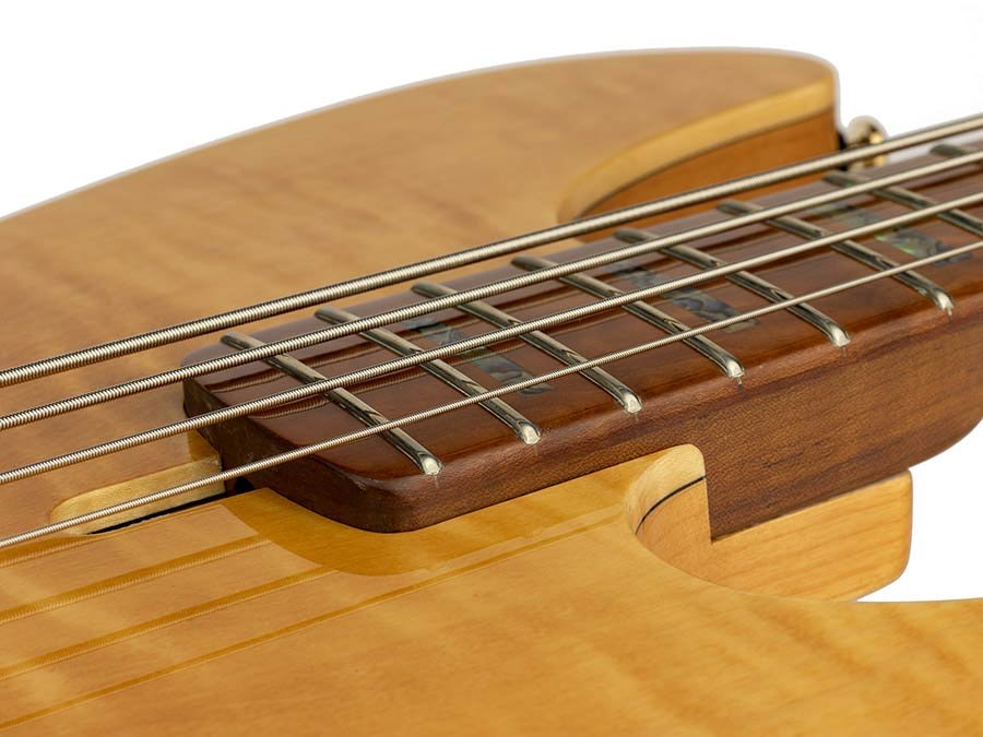 swamp ash + flamed maple 4-string active bass guitar natural, with hard case - Afbeelding 5