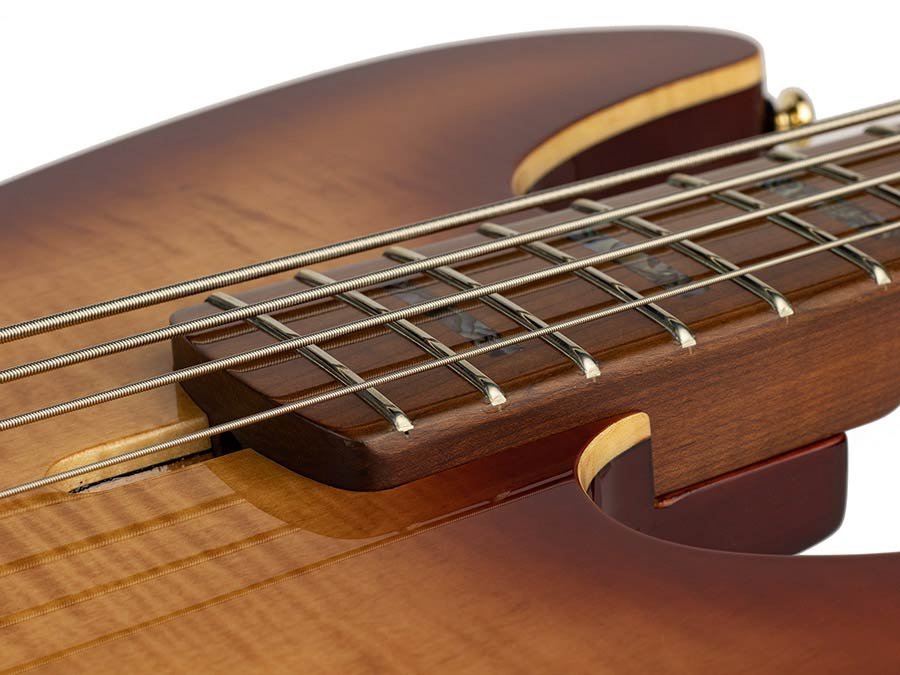 swamp ash + flamed maple 4-string active bass guitar tobacco sunburst, with hard case - Afbeelding 5