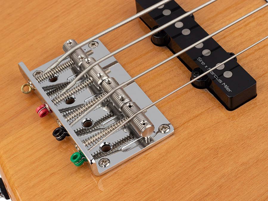 alder 24 fret 4-string passive bass guitar natural - Afbeelding 5