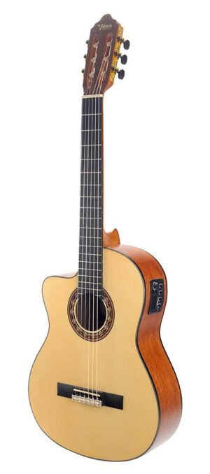 classic guitar left handed 4/4, sitka spruce & mahogany, preamp and cutaway, natural satin