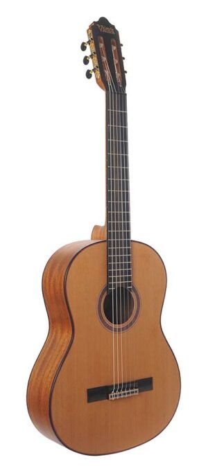 classic guitar 4/4, solid red cedar & mahogany, solid cedar top, satin natural finish
