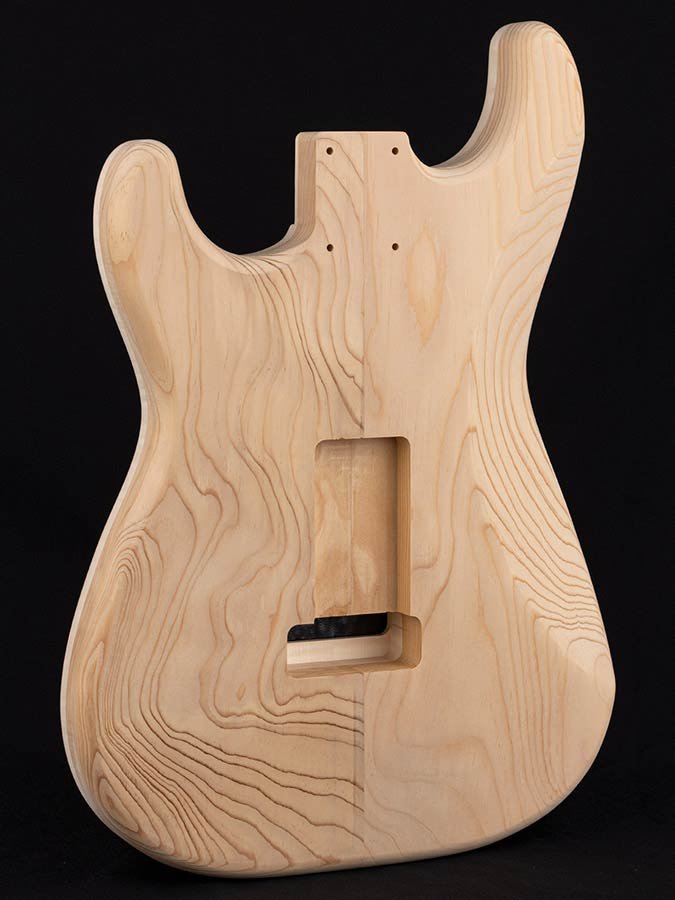 body Stallion model (made in Germany), 2 piece roasted pine, AAA flamed maple top - Afbeelding 2