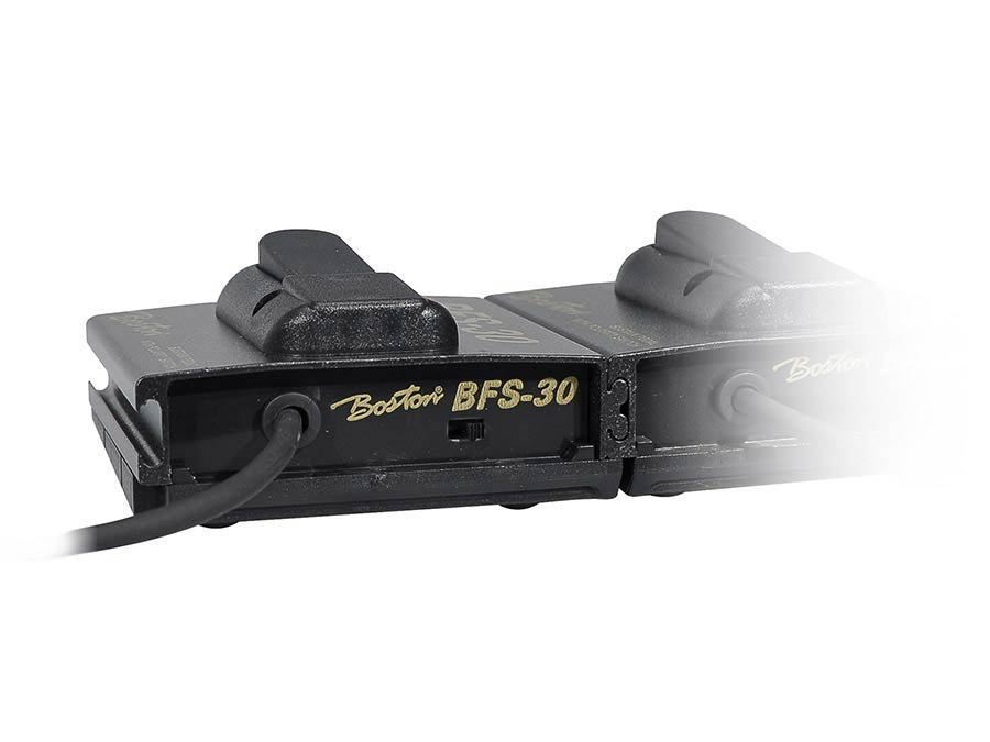 sustain pedal, aluminum linkable model, 1,8mtr fixed cable, switchable polarity - Afbeelding 3