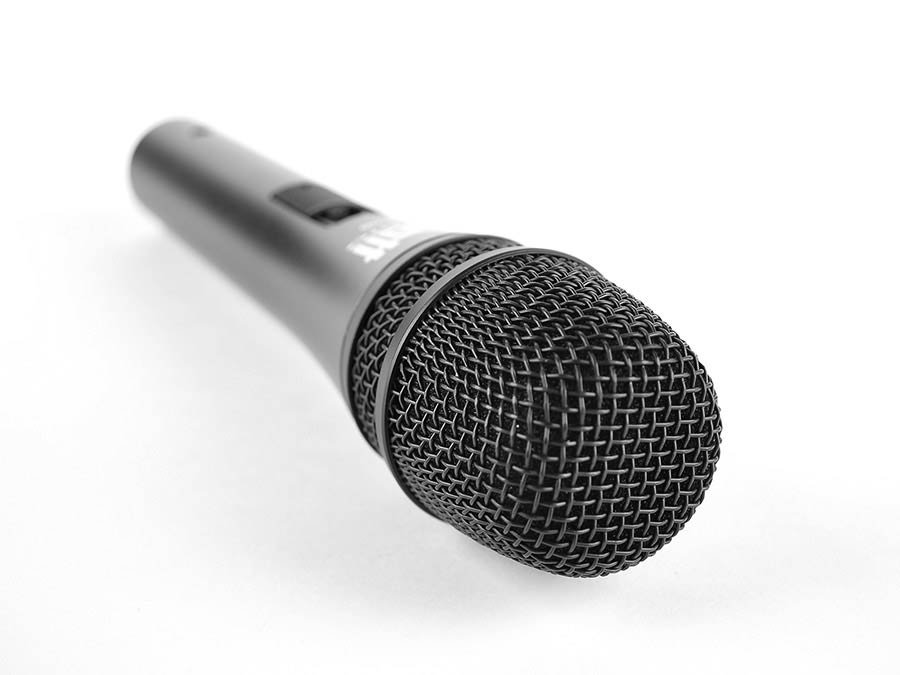 dynamic microphone professional quality, frequency respons 40hz-20khz, cable included - Afbeelding 3
