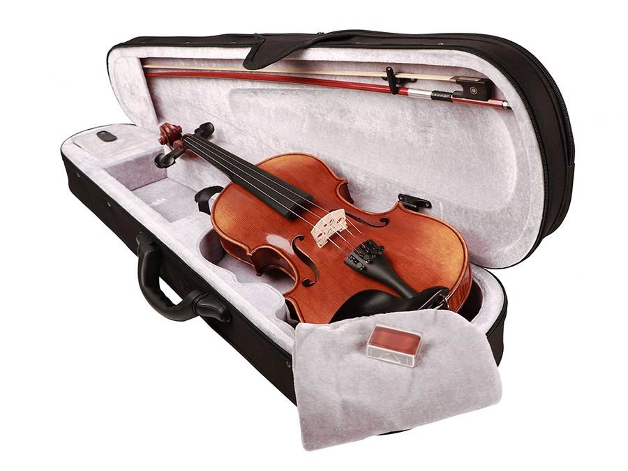 violin outfit 4/4, oil varnish slightly shaded, flamed maple, case, BV-10/44 ELS bow incl.