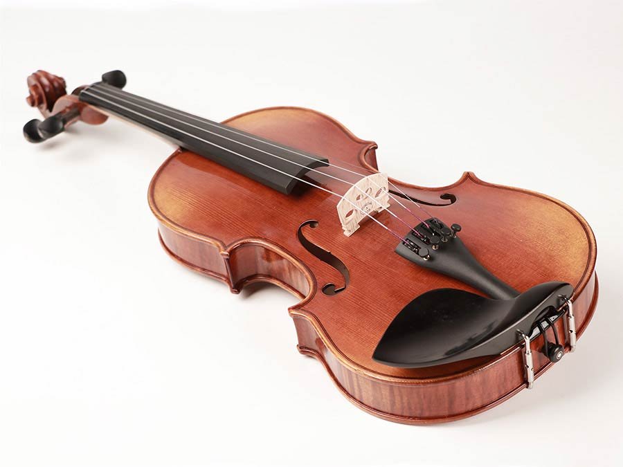 violin outfit 4/4, oil varnish slightly shaded, flamed maple, case, BV-10/44 ELS bow incl. - Afbeelding 2
